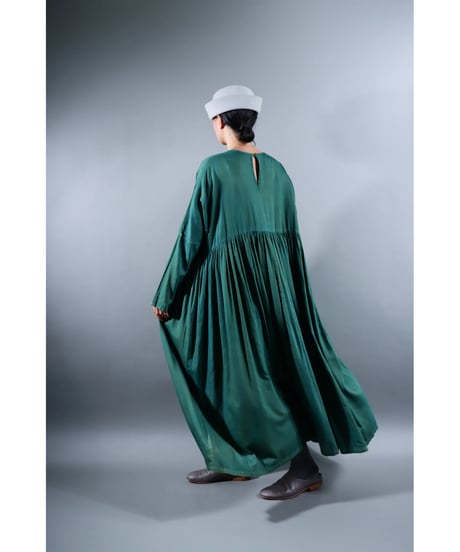 2.Kurteno-dress / Long sleeve / Organic cotton satin / Green lake