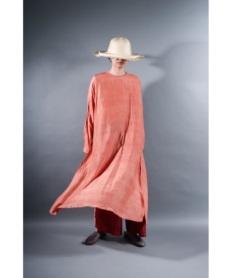 3. Slit dress / Long sleeve / Silk khadi / Sunset pink