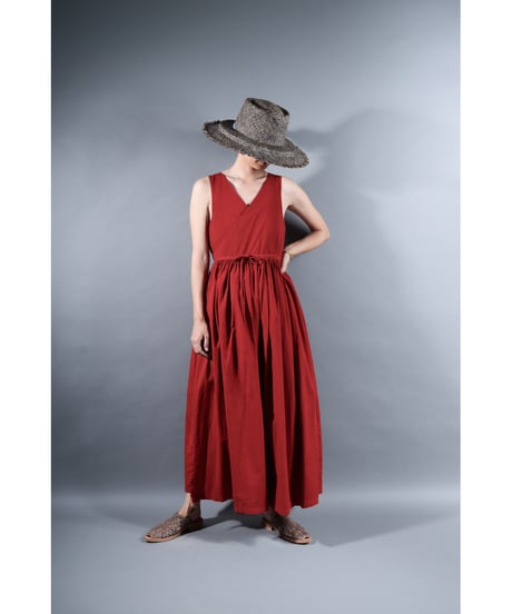 2.Lilith / Dress / Sleeveless / Organic cotton lawn / Madder red