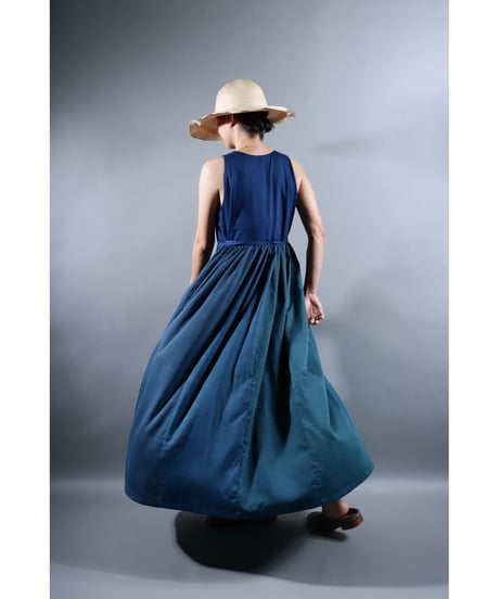 1.Lilith sleeveless dress / Organic cotton satin /Blue-Green gradation