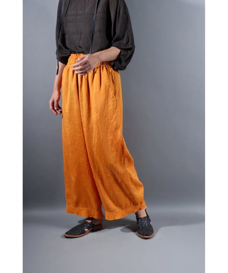 2.Lumo stitch pants / Silk khadi / Holly orange