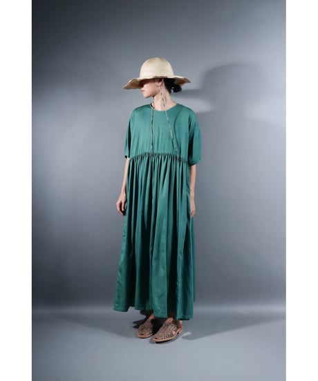 2.Kurteno-dress / Half sleeve / Organic cotton satin / Atoll green
