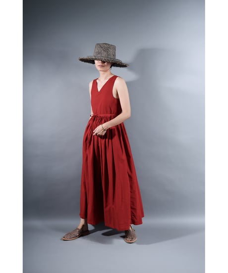 2.Lilith / Dress / Sleeveless / Organic cotton lawn / Madder red