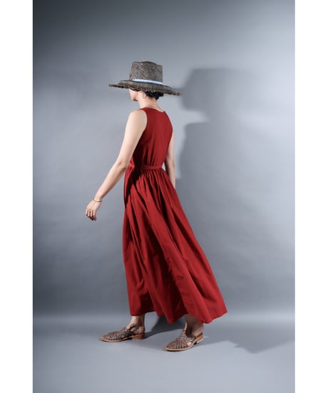 2.Lilith / Dress / Sleeveless / Organic cotton lawn / Madder red