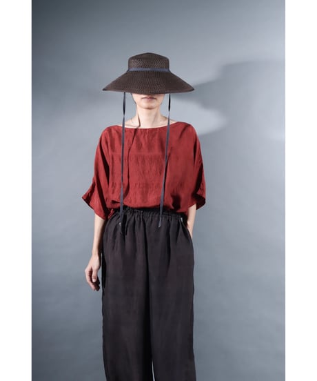 2.Karesante / slashed neck / Silk khadi / Dark madder red