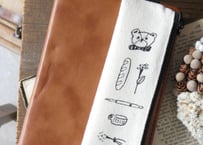 バンド付きペンケース「クマとパンと花」