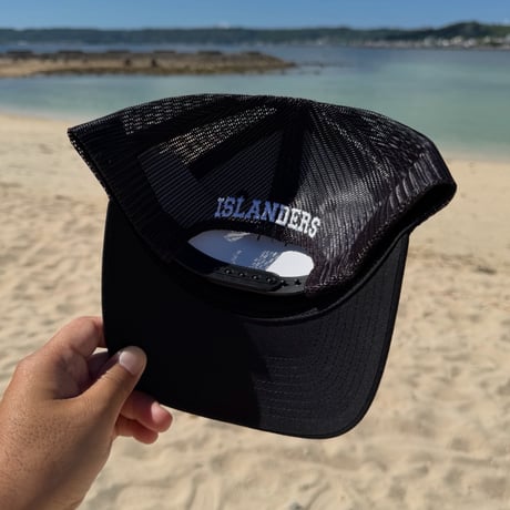 ISLANDERS Mesh Trucker Cap