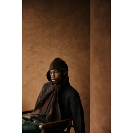 COMFORTABLE REASON - Wool Hood Scarf
