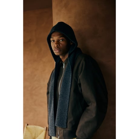 COMFORTABLE REASON - Wool Hood Scarf