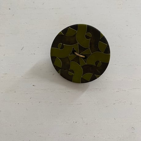 BROOCH of BUTTON