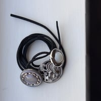 マルチ紐アクセサリー　NO.1