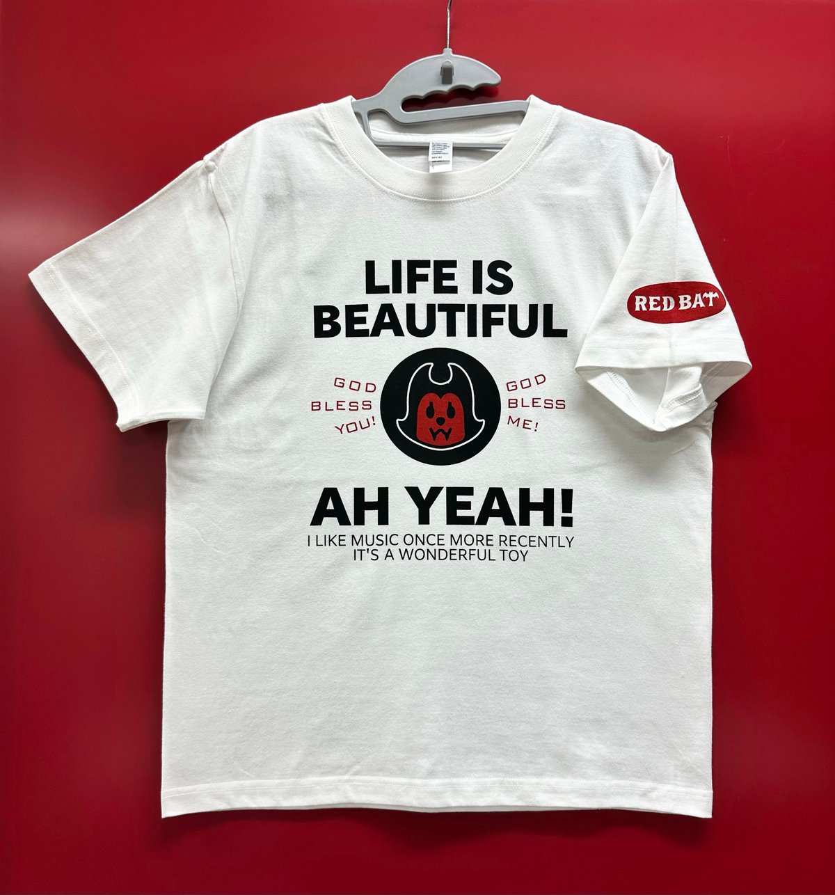 EMEW Blade blood Tシャツ ホワイトレッド あおば着用 レッドバット君 Tシャツ | RED BAT