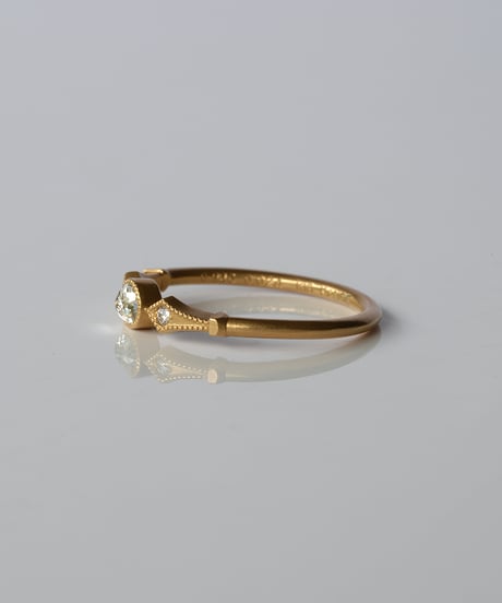 One of kind / Natural Diamond Ring ＜K18YG＞ -R226YG