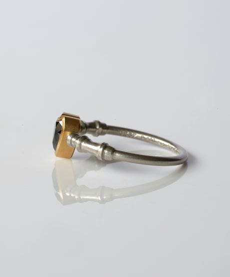 One of kind / Black Diamond Ring ＜Pt/K18YG＞ -R882PTYG