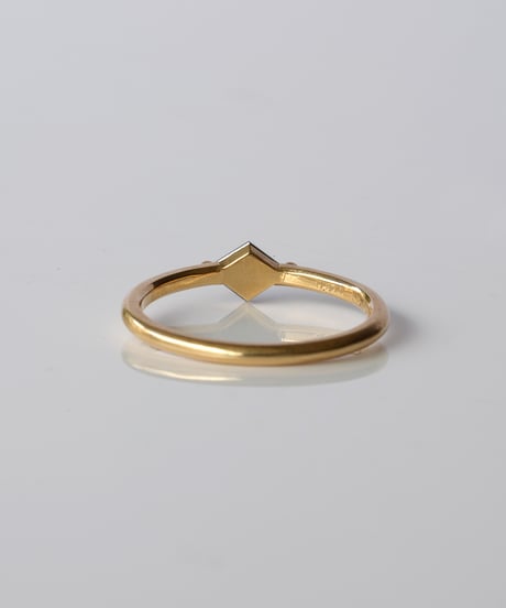 One of kind / Natural Diamond Ring ＜K18YG＞ -R372YG
