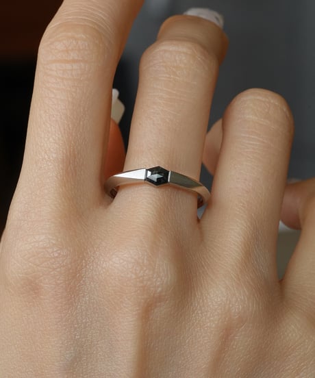 One of kind / Natural Diamond Ring ＜Pt＞ -R318PT