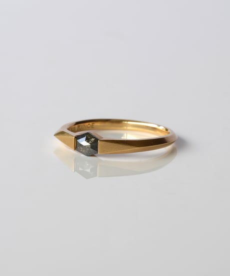 One of kind / Natural Diamond Ring ＜K18YG＞ -R275YG