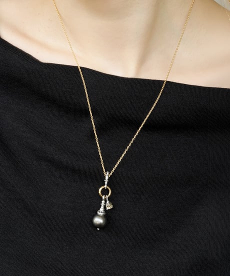 One of a kind / South Sea Pearl & Diamond Necklace ＜K18YG/Pt＞