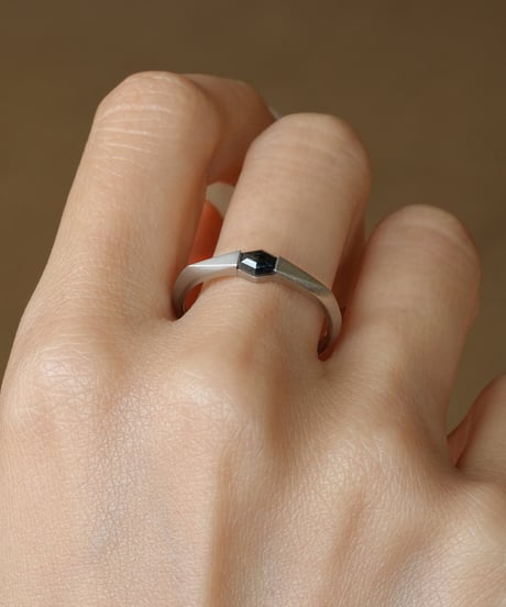 One of kind / Natural Diamond Ring ＜Pt＞ -R318PT