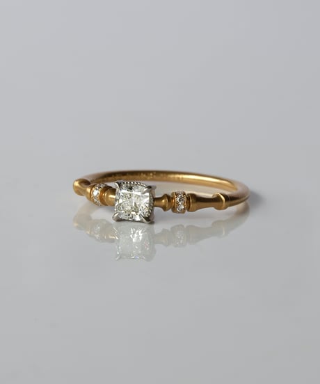 One of kind SPINDLE - HALO / E color Diamond Ring ＜K18YG/Pt＞ -R330YGPT
