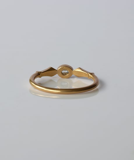 One of kind / Natural Diamond Ring ＜K18YG＞ -R226YG