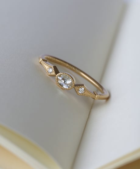 One of kind / Natural Diamond Ring ＜K18YG＞ -R226YG