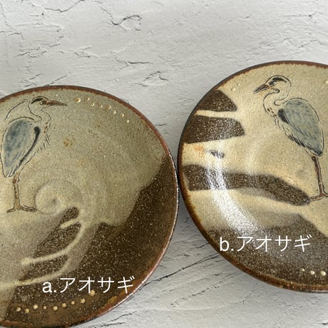 いちむし堂　丸皿 アオサギ・ヤンバルクイナ