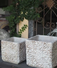 Fleur Relief Pot   S.M size  set