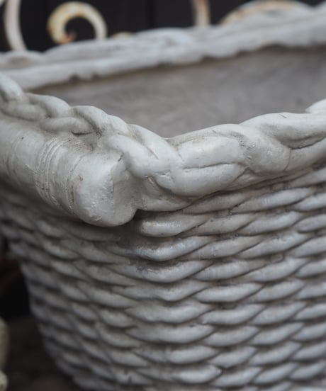 Wicker Basket Planter   Antique White