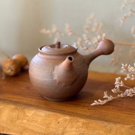 北條 Hokujo 焼締 茶注   木箱入り　ST1308