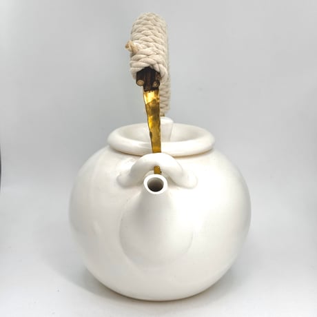 甚秋  伊藤成二  Jinshu  Seiji Ito  煮水器 白 　ST1360