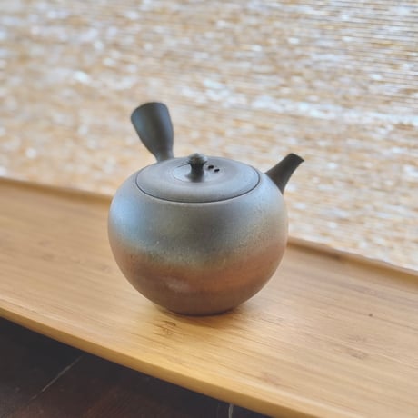 水野陽景 Yokei Mizuno  窯変 焼締 丸茶注　ST1365