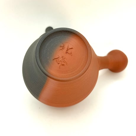 北條 Hokujo 朱泥窯変 茶注 (木箱付)　ST1210