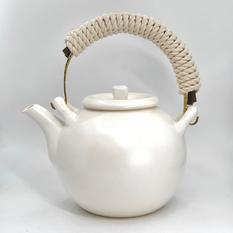 甚秋  伊藤成二  Jinshu  Seiji Ito  煮水器 白 　ST1360