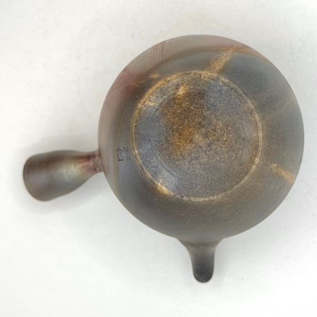 水野陽景 Yokei Mizuno  炭化窯変 緋襷柿型 小茶注　ST1198