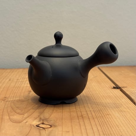 吉川雪月 Setsugetsu Yoshikawa 高台 黒急須　ST1368