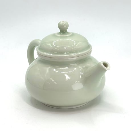 前川淳蔵 Junzo Maekawa 青磁茶壺　ST1218