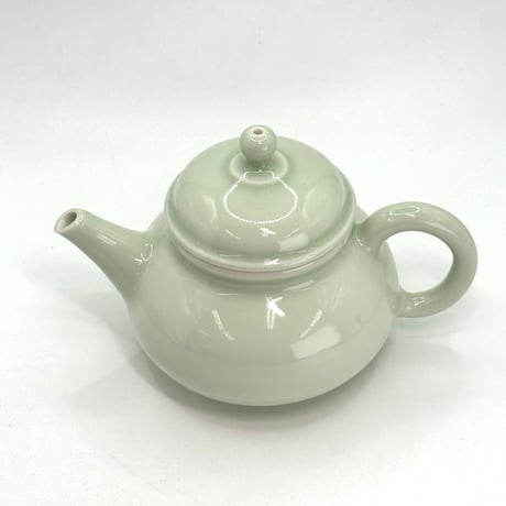 前川淳蔵 Junzo Maekawa 青磁茶壺　ST1218