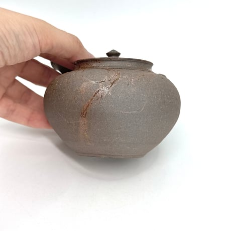 小俣冠丞 Kanjo Omata  焼締藻掛茶注　ST1282