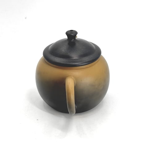 片山白山 Hakusan Katayama 黄泥 窯変 茶注　ST1236