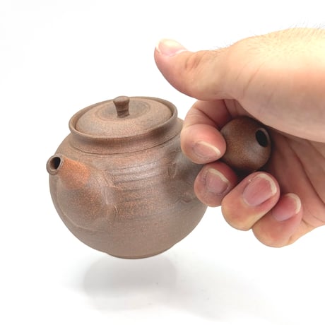 北條 Hokujo 焼締 茶注   木箱入り　ST1308