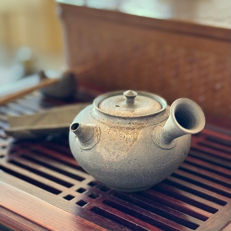小俣冠丞 Kanjo Omata  焼締藻掛茶注　ST1282