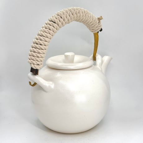 甚秋  伊藤成二  Jinshu  Seiji Ito  煮水器 白 　ST1360