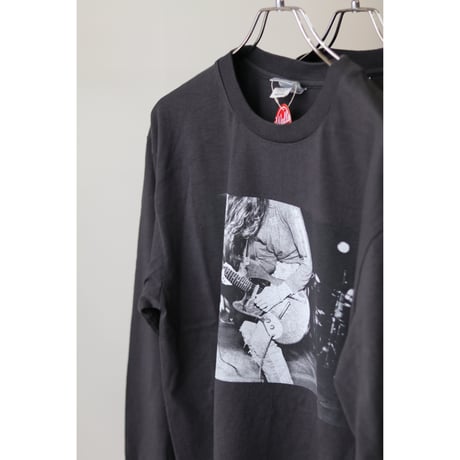 CHARLES PETERSON＂NIRVANA 1989 L/S T-SHIRT＂