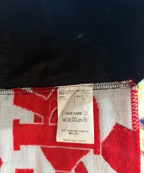 ANDREA CREWS scarf docking tee