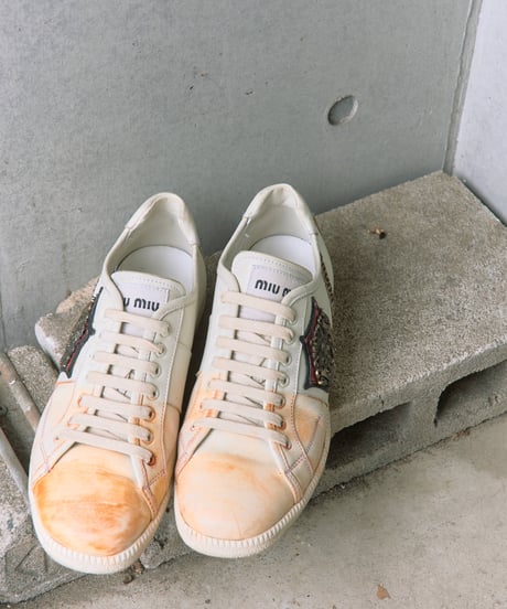 MIU MIU emblem leather sneaker
