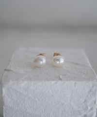 Baroque  S stud pierce