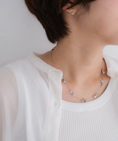 Mist ciecle in stud pierce S