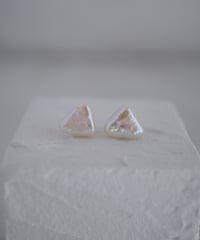 Triangle stud pierce