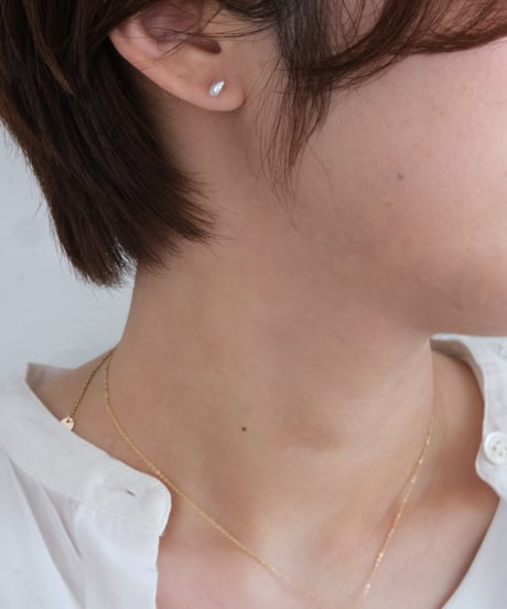 Akoya kumo stud pierce